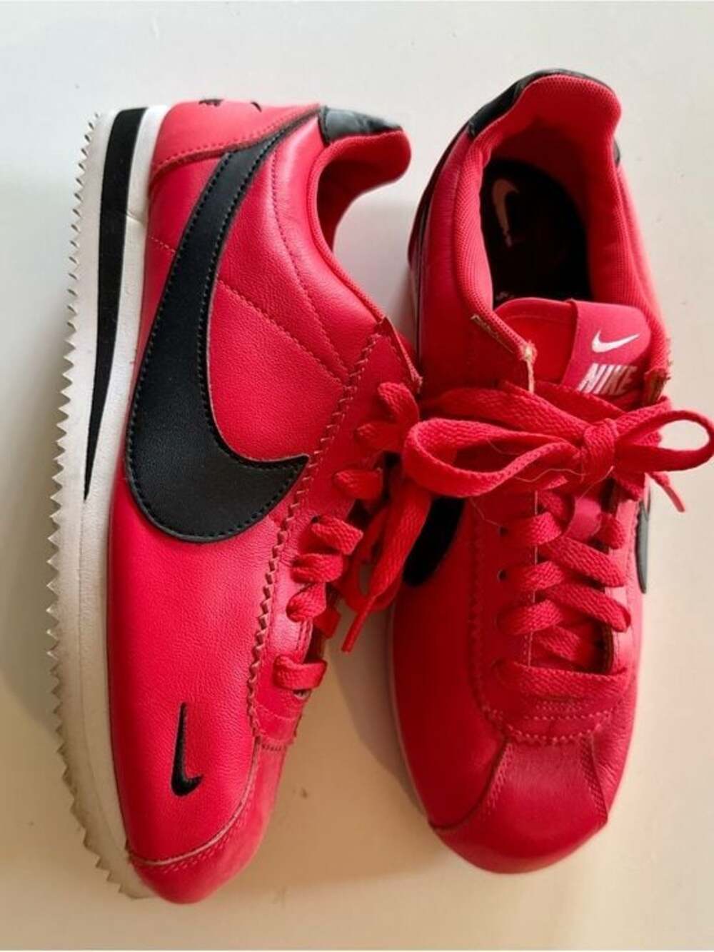 Nike Classic Cortez
Overbranding Red Orbit Sneakers with Black Swoosh US W7 US - Picture 3 of 8